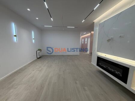 Ofrojme me qira ambjent zyre tek Liqeni i thate