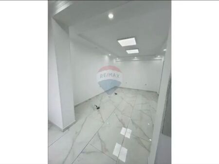 Premises for rent – Dibrës Street, near Pharmacy 10