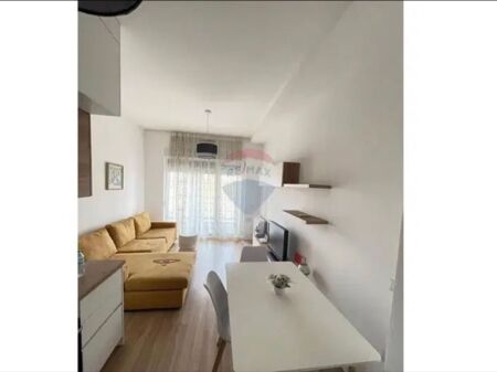 Apartament 1+1 me qera 21 Dhjetori Kontakti
