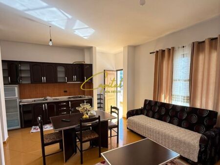 APARTAMENT ME QIRA 1+1 21 DHJETORI 450 EURO