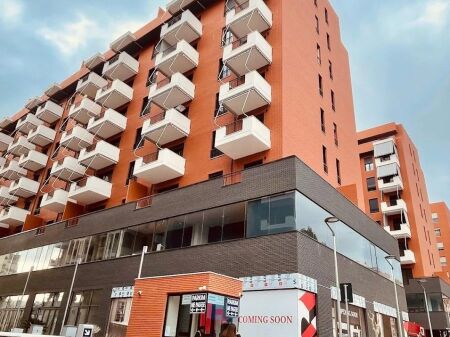 🏢 Shitet Dyqan – Kompleksi Delijorgji ✨