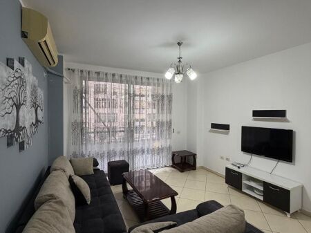 Apartament per qera