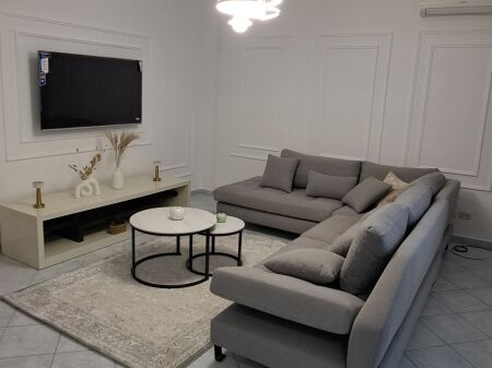 Affitasi apartamento 2+1+2 a Volga Durazzo