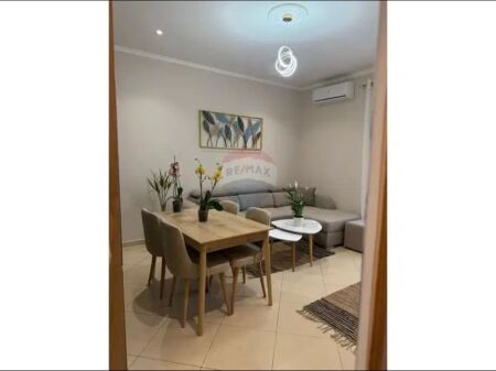 Apartament 1+1 per qira tek RRuga e Kavajes!