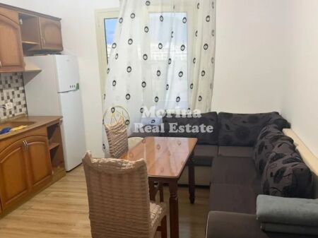 Qera | Shtëpi private 2 + 1 | Sauk | 400 €/muaj