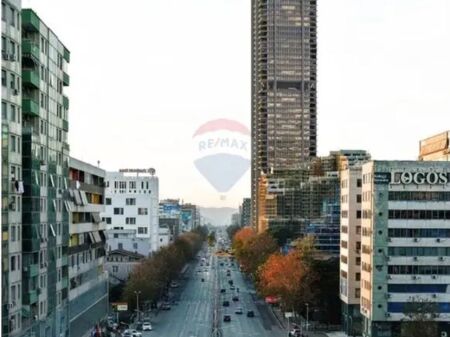 ORICON TOWER, APARTAMENT 2+1+2 PER SHITJE