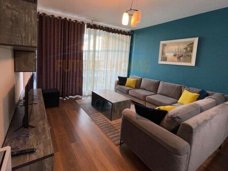 Affitto, Appartamento 2+1+Posto Auto, Giardino Zoologico, Tirana.