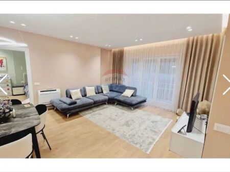 Appartamento 2+1 vicino a Vila Gold