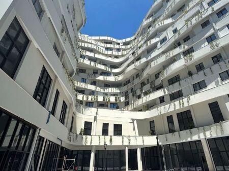 GARSONIERE PER SHITJE TE SPRING REZIDENCE VASIL SHANTO