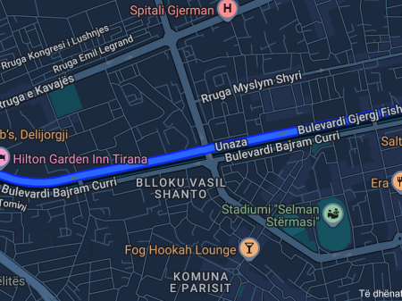 Ambiente commerciale vicino al Complesso Delijorgji