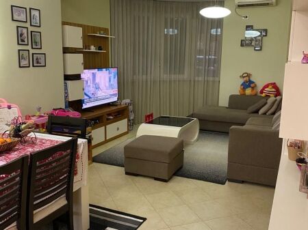 Apartment 2+1 for rent in Fresk near Melisa Pastry Shop