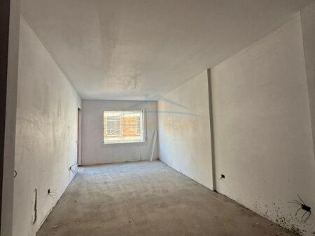 For sale, Apartment 1+1, Paskuqan