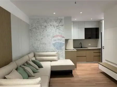 Apartament - Për Shitje - Rruga Mine Peza, Tiranë