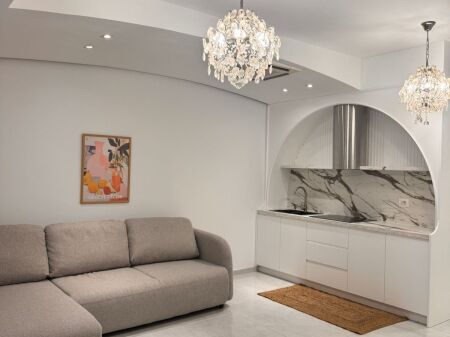 Jepet me qira apartament 1+1 në Eleonora, Tiranë