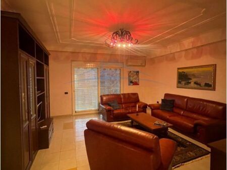 Qera , Apartament 2+1 , Blloku , Tirane