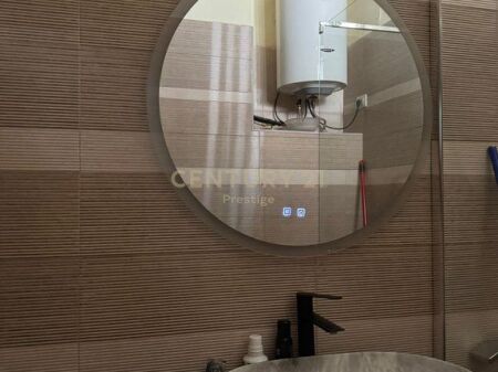 SHITET DUPLEX- RRUGA MUHAMET GJOLLESHA, TEK KRYQEZIMI I 21 DHJETORI, MBRAPA SHKOLLES SABAUDIN GABRANI!