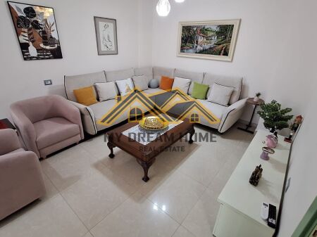 JEPET ME QERA APARTAMENTI 1+1 AFER SPITALIT DURRES