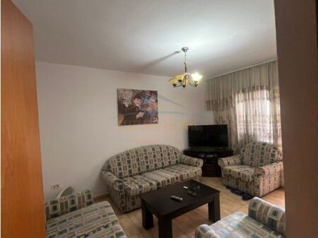 Shitet, Apartament 3+1, Rruga Karl Gega, Tirane