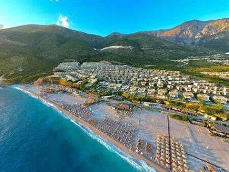 Apartament në shitje në Green Coast – 1+1 me Verandë