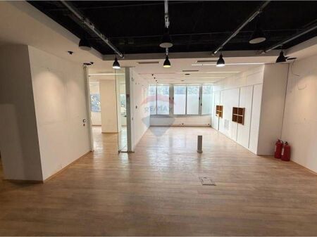 Office - For Rent - Elbasan Street, Tirana