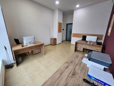 Office for rent, Myslym Shyri!