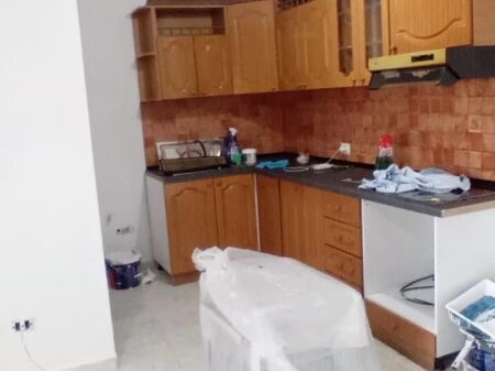 Jepet me qira 1+1 bosh te Fusha e Aviacionit Bar Agron 40.000 leke