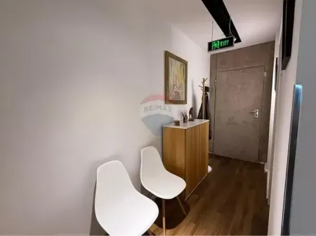 Zyrë - Për Shitje - Kompleksi Mangalem, Tiranë