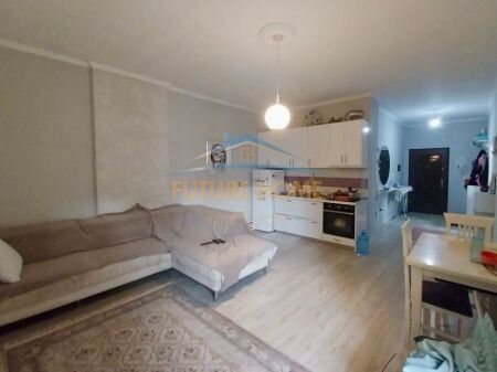 ☀️ Shitet 1+1 i Restauruar te "Nela 6" – Yzberisht! 🏠