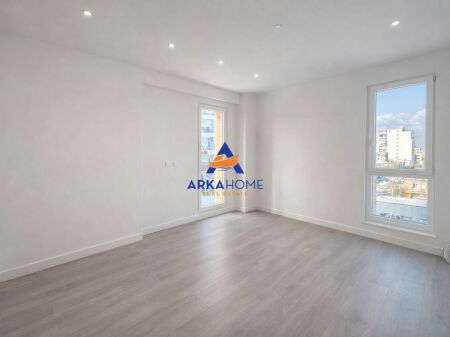 SHITET APARTAMENT 1+1 + BALLKON "ASTIR , PËRBALLË VILA L" 90000 EURO