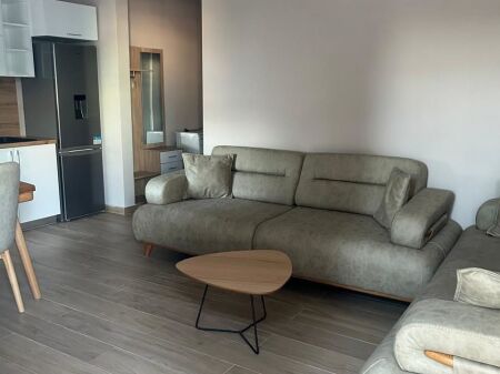 🏡 Appartamento 1+1 in affitto – Yzberisht !