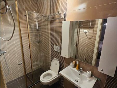 JEPET ME QIRA APARTAMENT 3+1+2 ME POST PARKIMI PRANE LIQENIT TE THATE