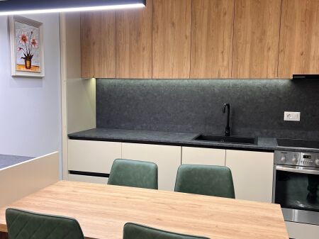 JEPET ME QIRA 2+1+PARKIM UNIVERS CITY 60.000 LEKE