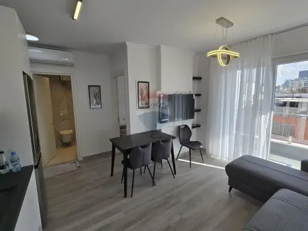 Apartment 2+1 for rent Bulvardi Ri
