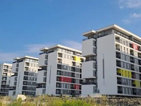 Shitet Apartament 2+1 te Univers City , Tirane