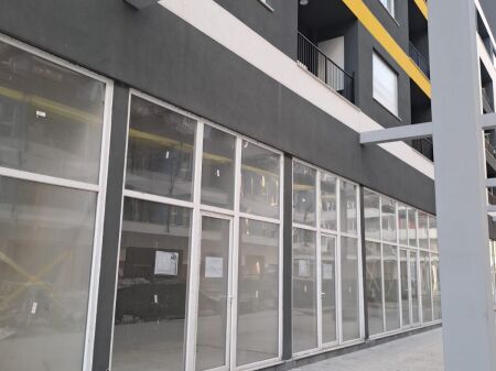 🏢 NJËSI SHËRBIMI NË SHITJE – UNIVERS CITY