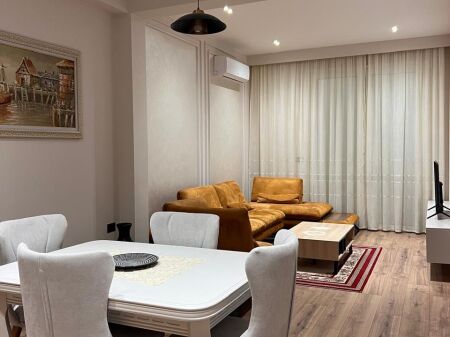Apartament 1+1 me qera tek Mine Peza prane Rosman Lala
