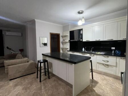 In vendita 2+1, Lago Secco