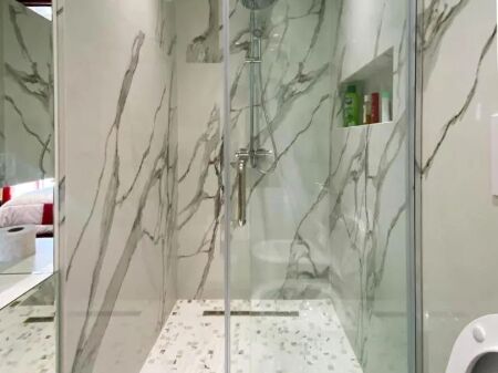 JEPET ME QERA APARTAMENT LLUKSOZ NE BLLOK