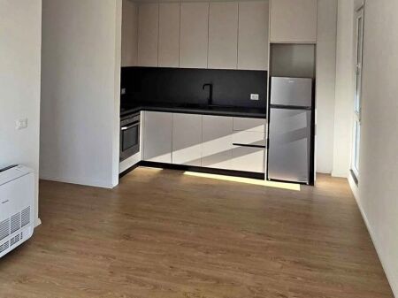 🏢 Zyrë me Qira 2+1+2 + Post Parkimi