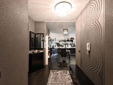 Shitet/Jepet me Qera Apartament 2+1 +2 tek Libri Universitar, Bllok
