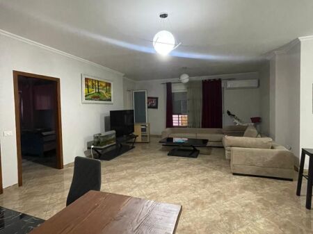 Apartament per shitje te Liqeni i Thate ,kompleksi Kolombo