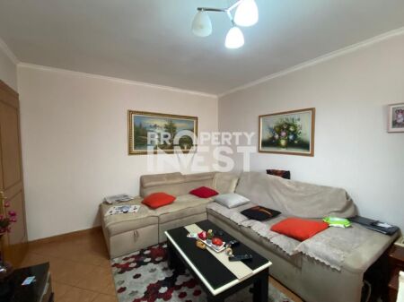 Appartamento 2+1 in vendita Piazza Willson, Petro Nini