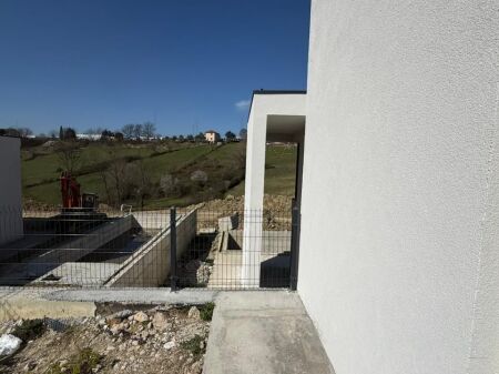 VILE NE SHITJE NE FARKE TE LISI ARTE