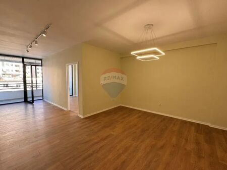 Apartament  2+1 per shitje ne Astir