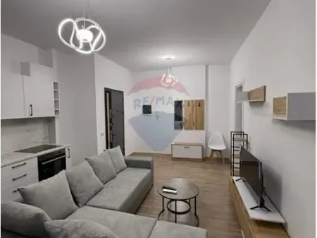 2+1 apartment for sale in Kamëz with veranda, furnished.