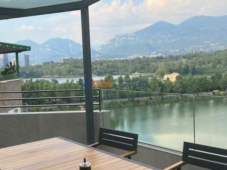 Penthouse 2+1+3 per qira ,Liqeni i thate!