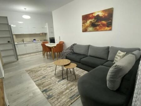 Appartamento In Affitto 2+1 Vicino al Nuovo Mercato (ID B2201117) Tirana.