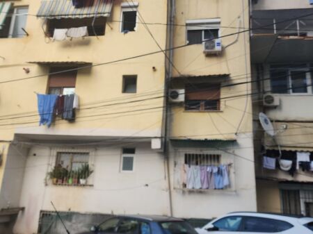 In vendita distributore di benzina presso l'Istituto di Igiene, strada di Elbasan, 73.000 euro