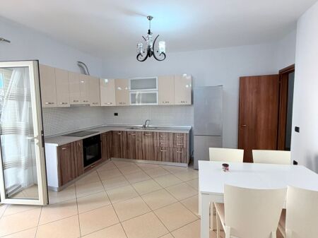 JEPET ME QERA APARTAMENT 2+1+2 LAGJA NR.5 , DURRES