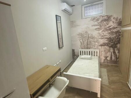 JEPET ME QERA KATI I 1 I NJE VILE QENDER, DURRES